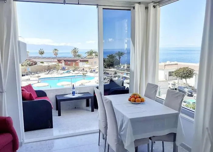 Amazing View Gigantes & La Gomera * Acantilado de los Gigantes