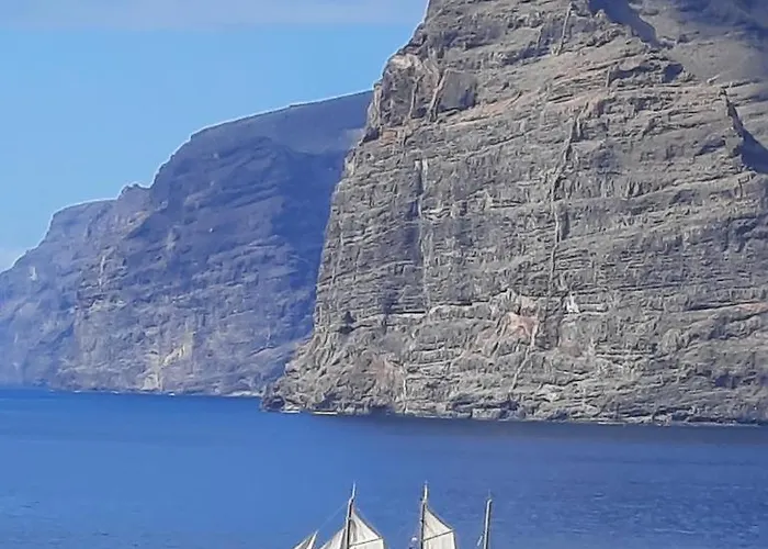 Amazing View Gigantes & La Gomera * Acantilado de los Gigantes